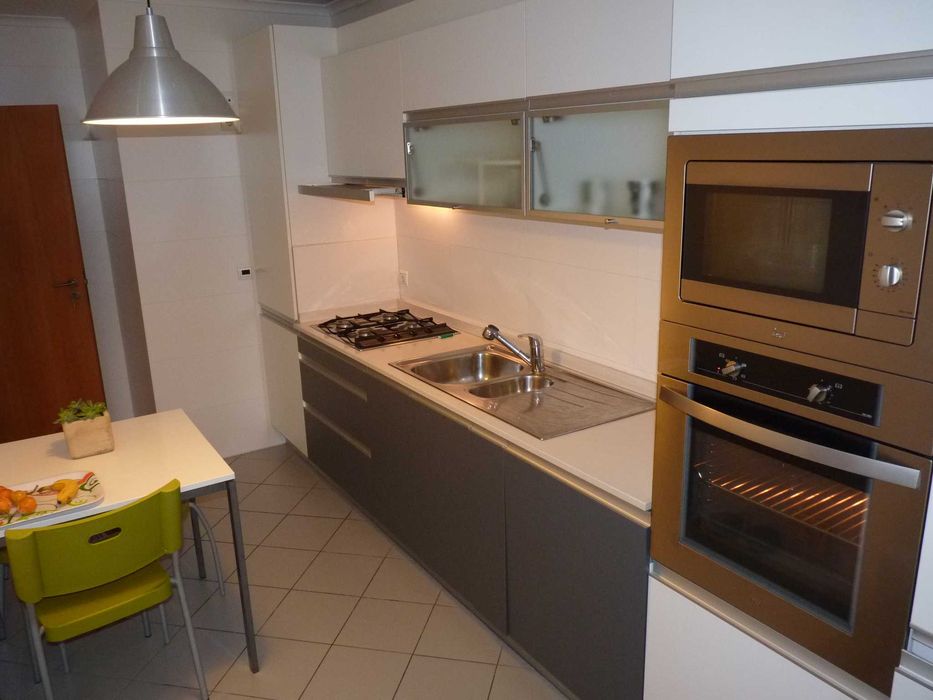Apartamento T1, moderno, mobilado, linda vista Ria e Universidade