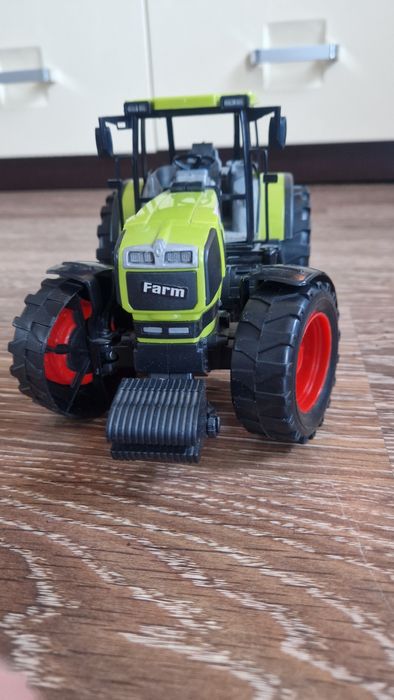 Traktorek farm car baarogue
