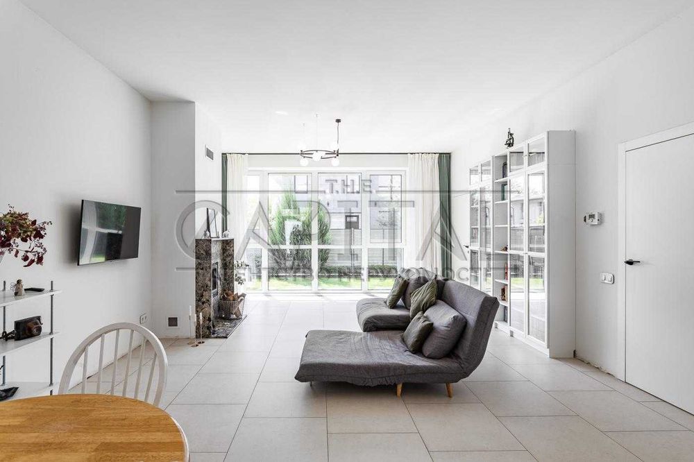 Продажа дома с бассейном, Гнедин, КГ River Island