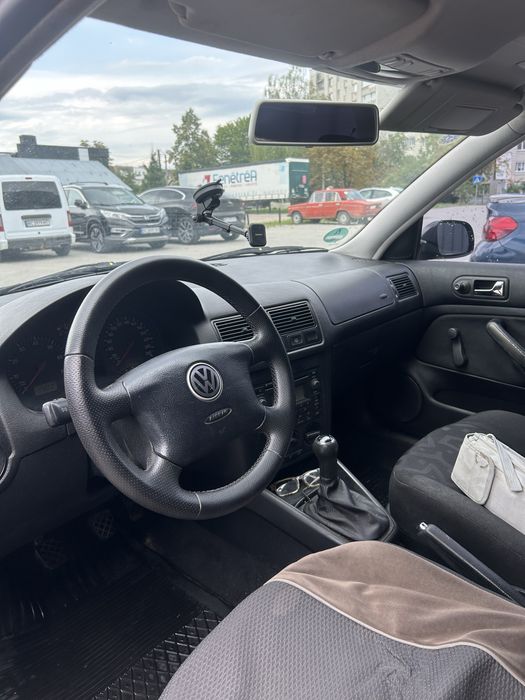 Volkswagen Golf 4 1.6 | 1999 рік | Газ