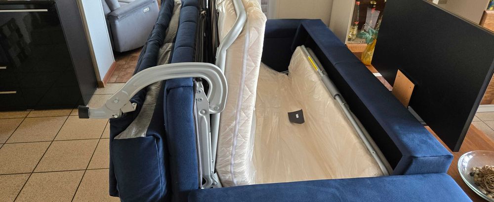 Sofa ANGEL "stelaż włoski" spanie na materacu pojemniki w bokach