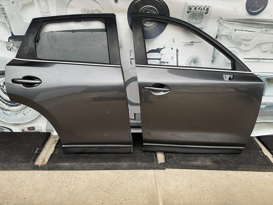 Двері права сторона на Mazda CX-5 Мазда СХ5 17-24 року