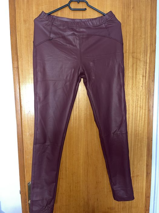 Calças de couro Novo
