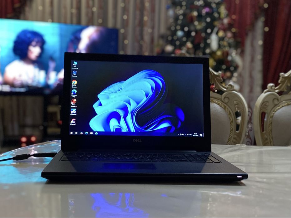 Продам игровой ноутбук / nvidia 820m / 8 гб ОЗУ / SSD 128