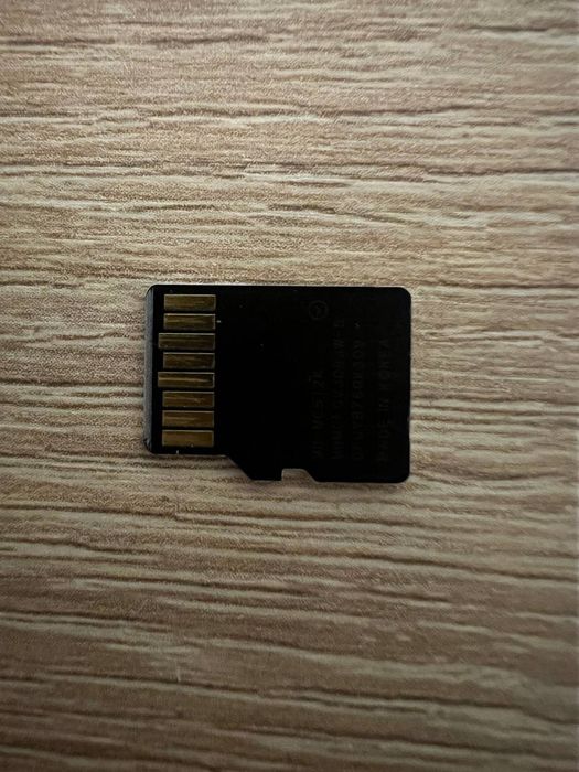 Карта памяти micro SD Samsung Evo Pus 512 Гб
• Оригинальн