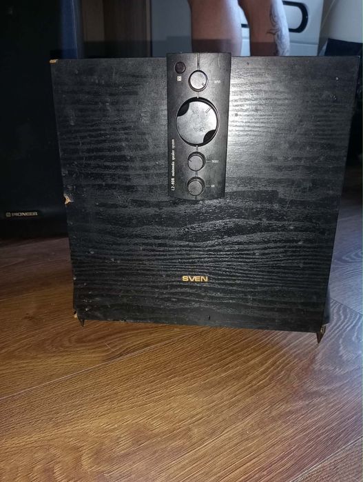 Subwoofer SVEN L3-40R