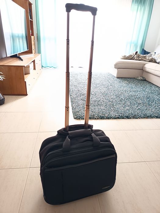 Mala Trolley para trabalho