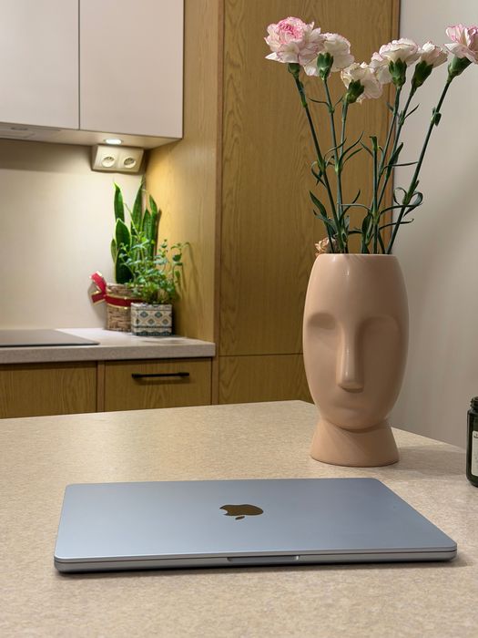 MacBook Air 13” M4 16GB RAM 256GB SSD Gwarancja Apple