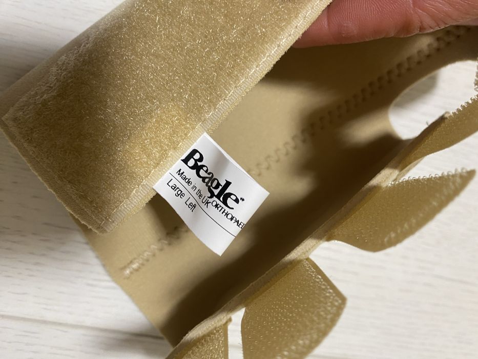 ортопедичний бандаж фіксатор для зап'ястя руки