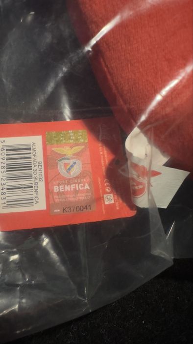 Almofada peluche 3d simbolo do Benfica