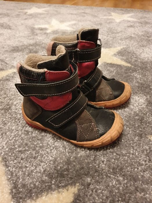 Kozaki r. 26 skórzane dziewczęce