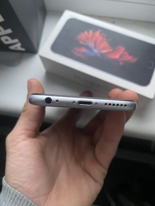 Айфон 6s читай опис