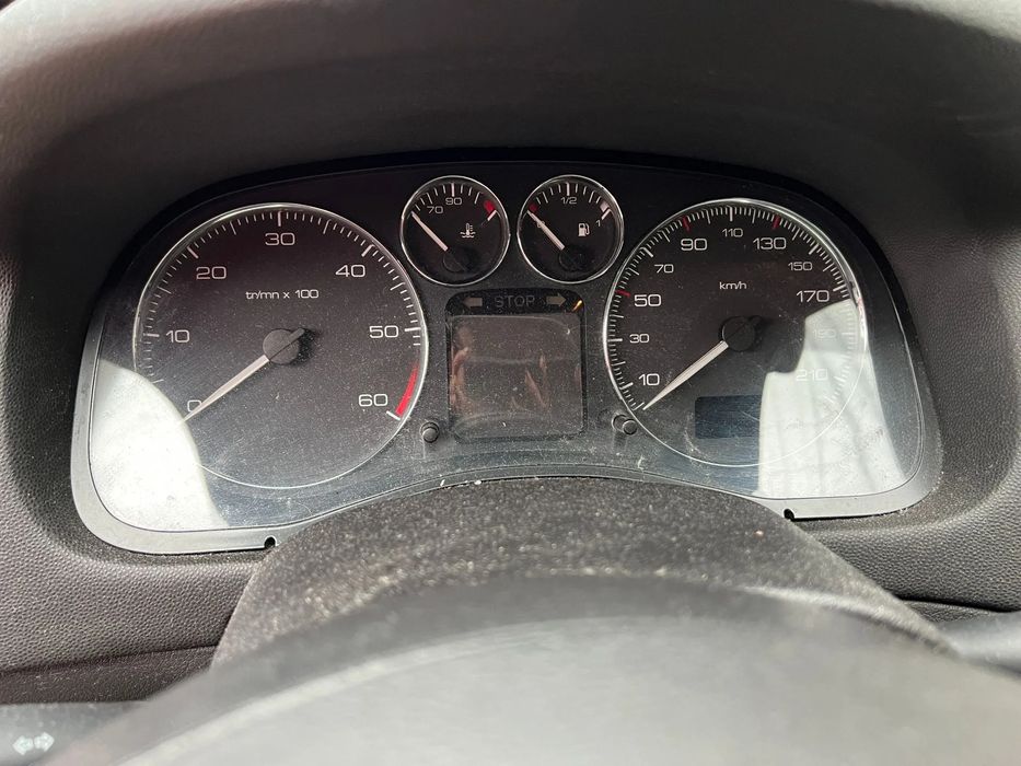 Para peças PEUGEOT 307 Break (3E)