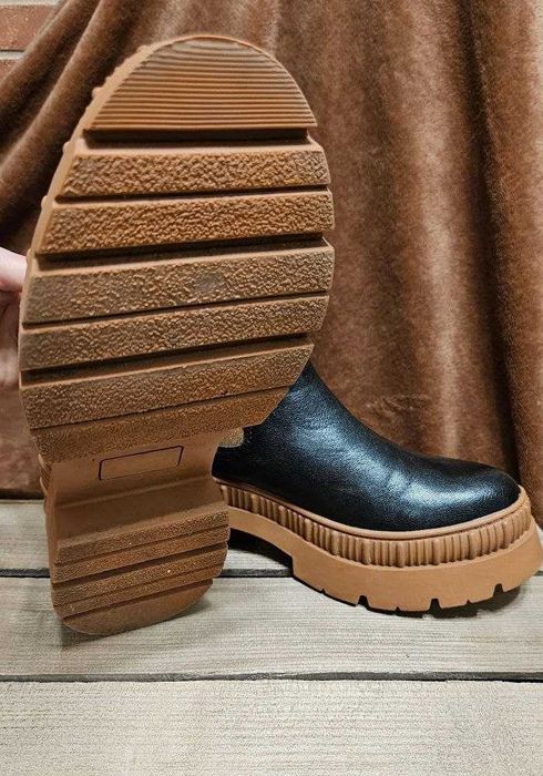 Челси-ботинки демисезонные LC Waikiki черные с контрастной вставкой