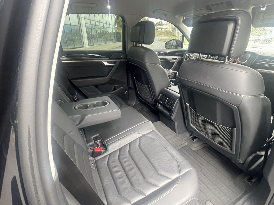 Продам VW Touareg 2021