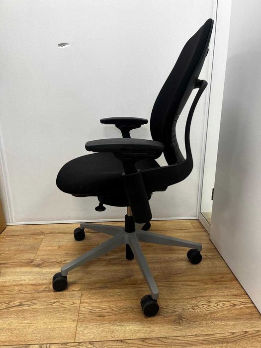 Steelcase Leap V2 Cinzento