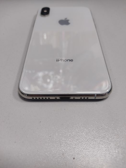 Iphone XS 64 gb white 79%