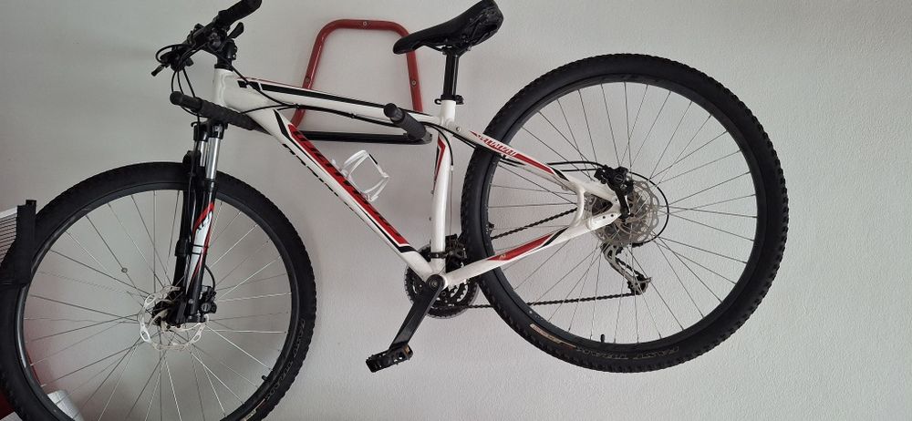 Vendo bicicleta Specialized  Hardrock  Disc 29