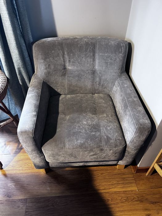 Fotel szaro bury