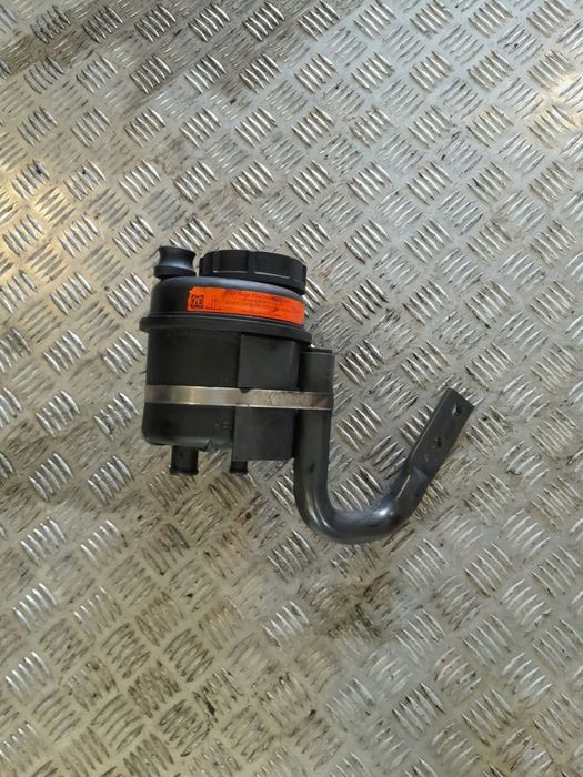 ZBIORNIK ZBIORNICZEK PŁYNU WSPOMAGANIA RENAULT MIDLUM DXI 220