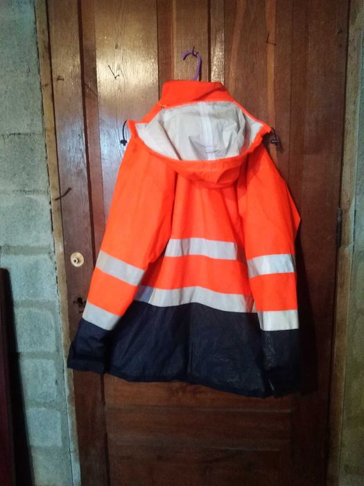 костюм 56-58 защитный спасательный. фирма.