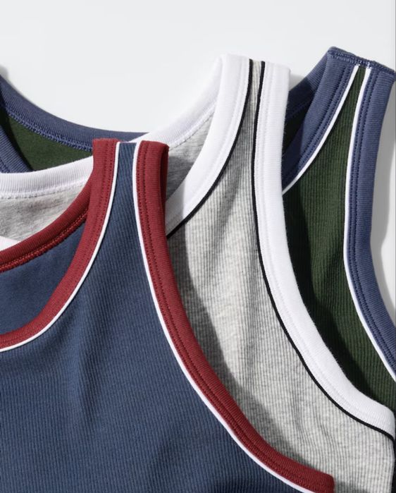 Жіноча майка Uniqlo