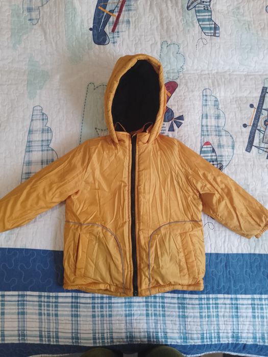 Куртка дитяча утеплена з капюшоном