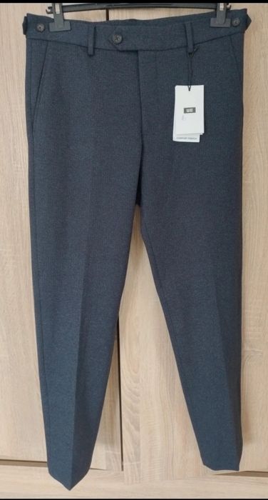 Ciepłe eleganckie spodnie WE 46
