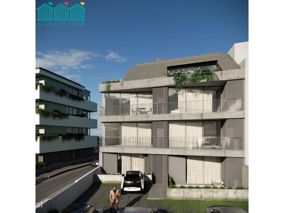 Apartamento T2 com lugares de garagem em São Bernardo