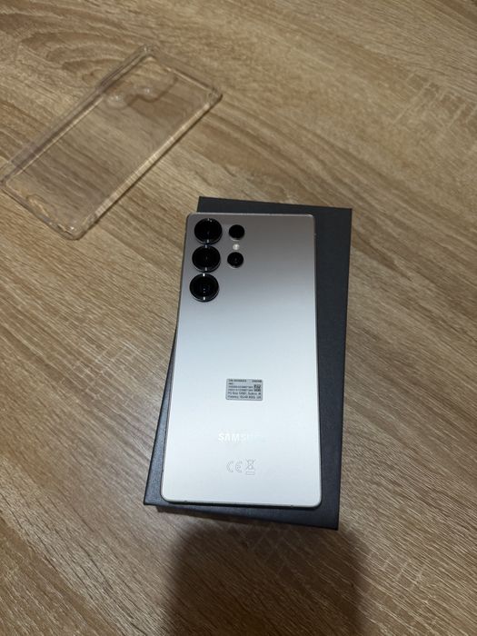 Samsung Galaxy S25 Ultra NOVO