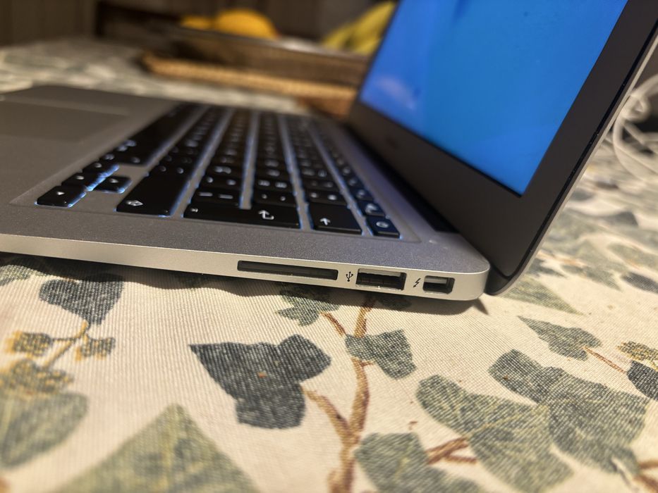 Macbook Air (13,3 polegadas, 2017)446392144464465924