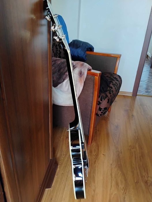 Gitara Hofner hollow body