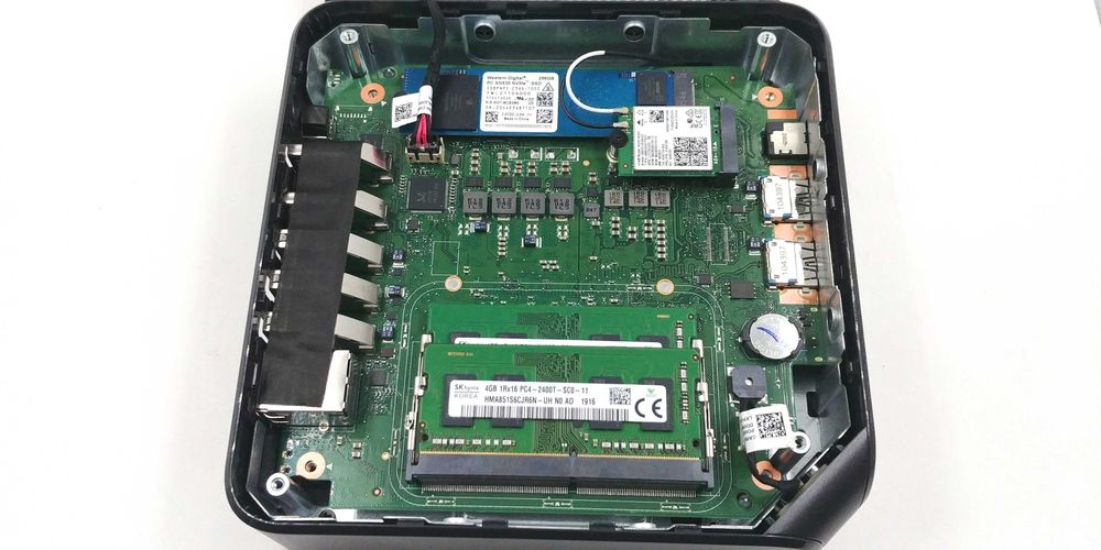 Міні-пк Asus CN66 • intel Core i5-10210u • 8gb ddr4 • 128gb ssd • wifi