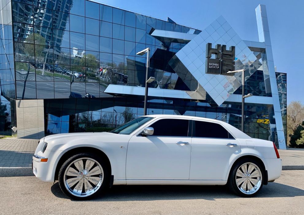 Продам Chrysler 300C VIP Style