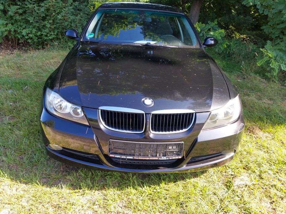 Sprzedam BMW 320i E90 150KM