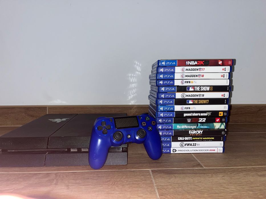 Ps4 + 15 jogos + comando edição limitada