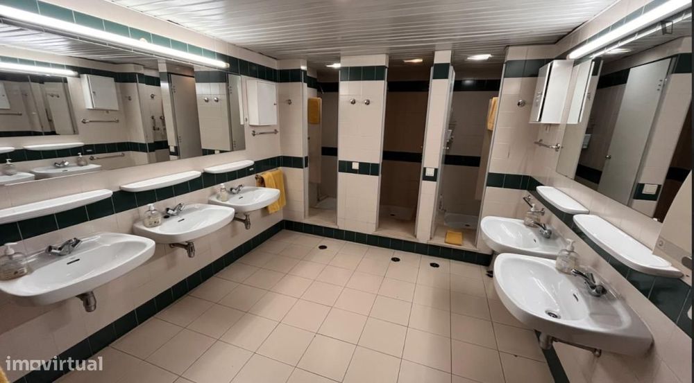 Quarto - localizado em Sete Rios Lisbon