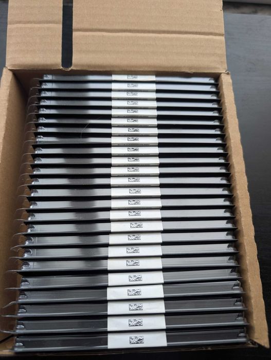 23 Sticks DDR3 4GB Kingston KVR16N11S8/4 NOVOS