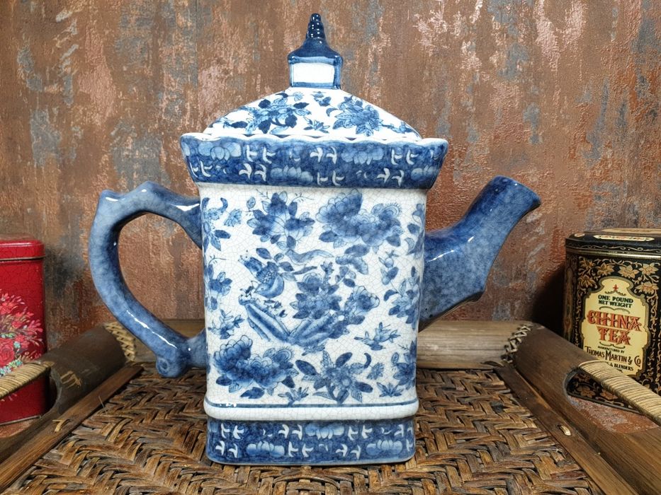 Ancient Chinese Ceramic Teapot423107832044605444