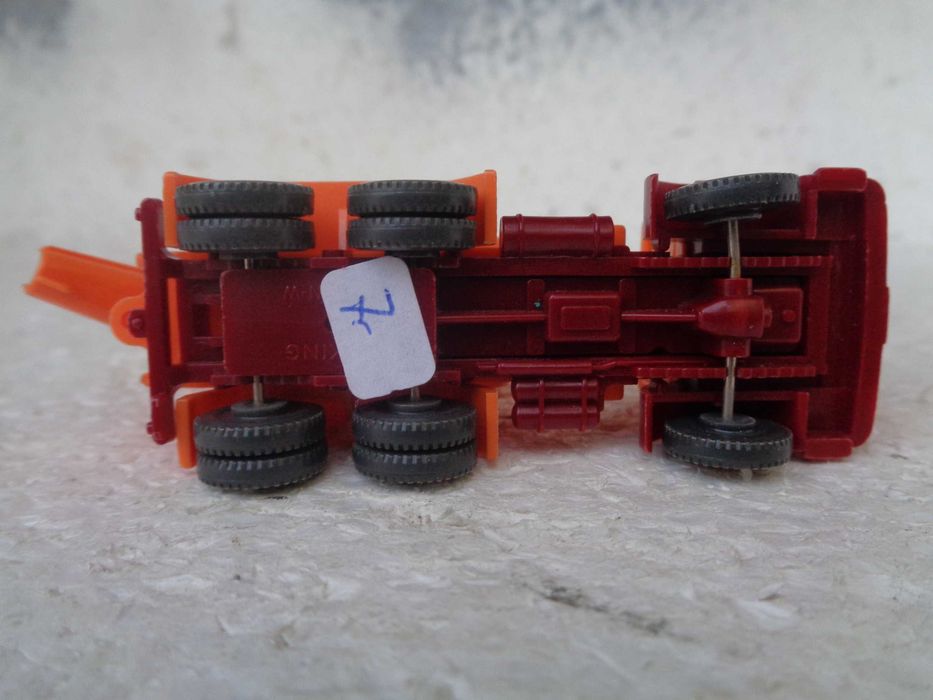 1:87 Wiking Camião de transporte de cimentos