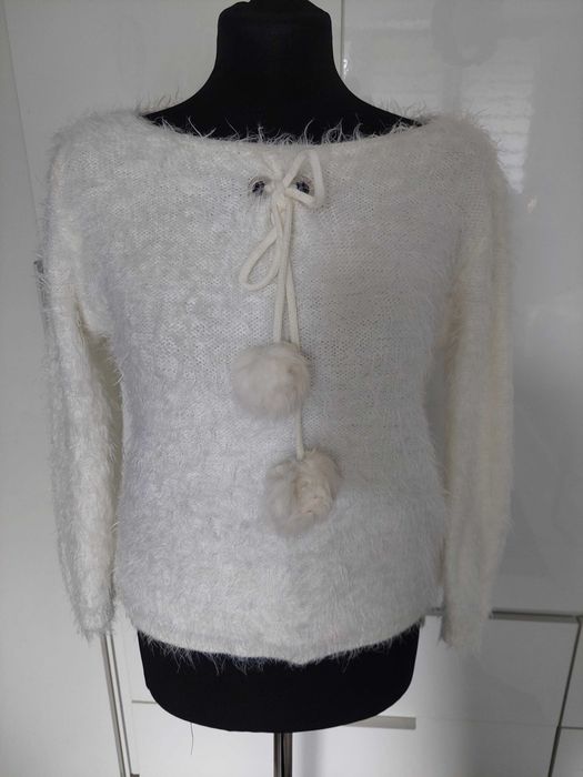 Sweter damski biały