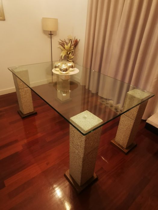 Mesa de sala em vidro temperado