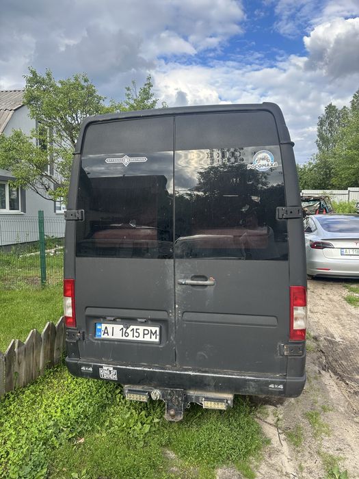 Mercedes-benz sprinter 4x4 будинок на колесах