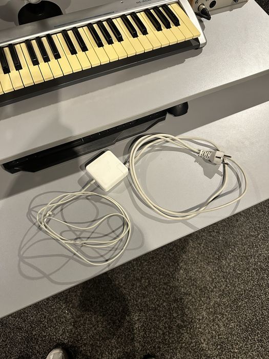 Продається MacBook Pro 15″ Mid 2010