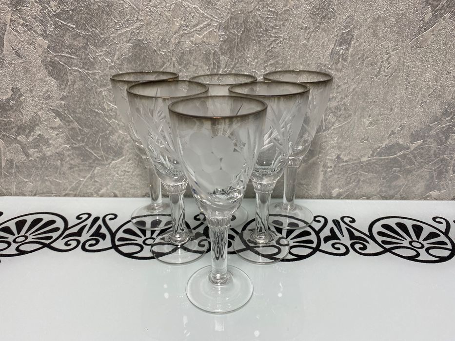 Рюмки хрустальные для коньяка