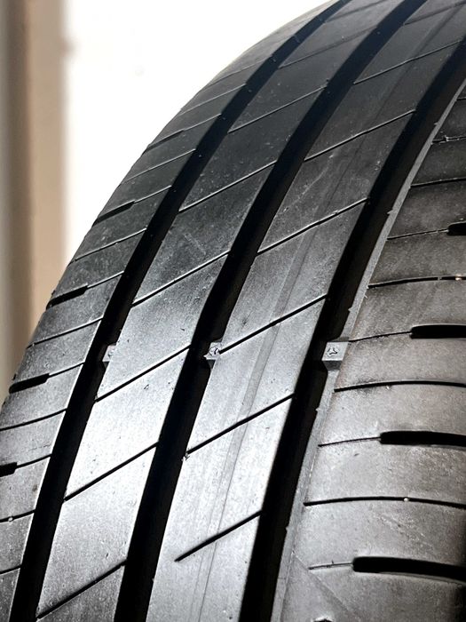 Pneus Goodyear Efficient Grip Performance - 185/55/15 - Como NOVOS