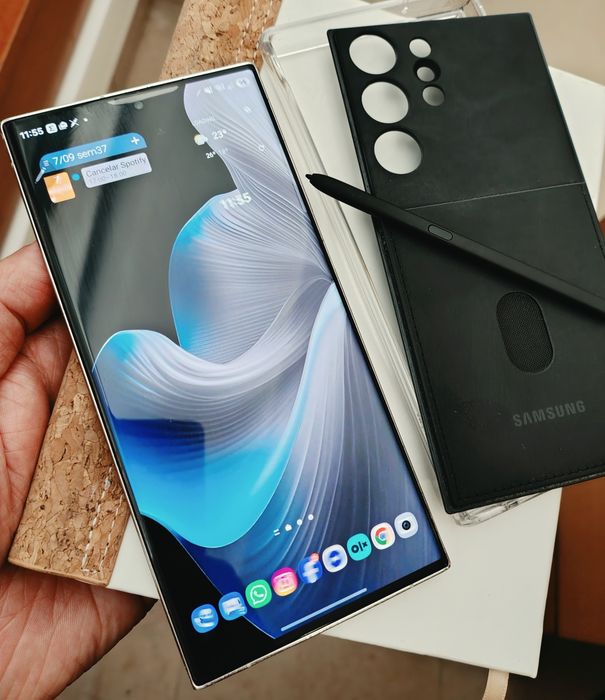 Samsung S23 ultra 5g  Android 16 e-sim C/Novo