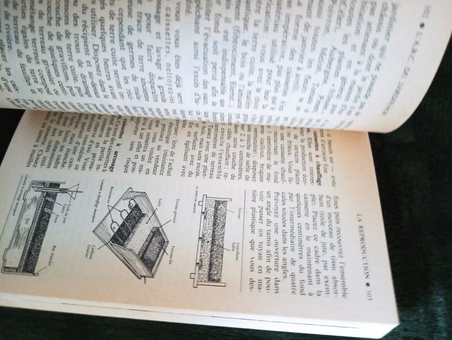 Encyclopédie du jardinage "Les fleurs" 1974 marabout	Annie Morand	1974