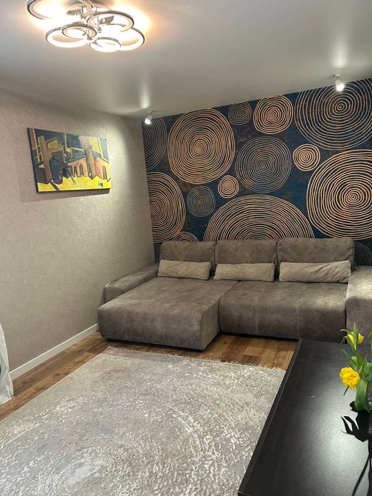 Продам 2к.квартиру ЖК Радужный Ландау 52ж