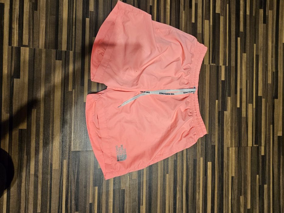 Spodenki North Face Gucci